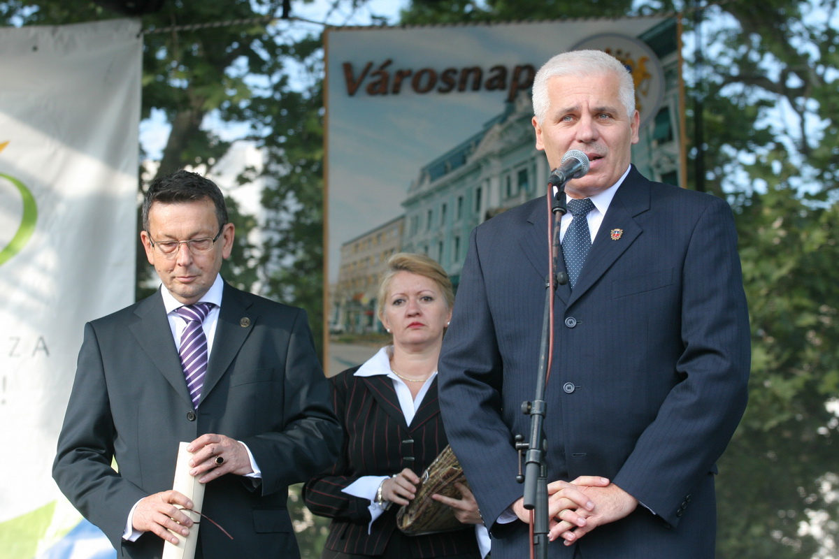 dr. Kovács Ferenc és Szarvas polgármestere, Babák Mihály 