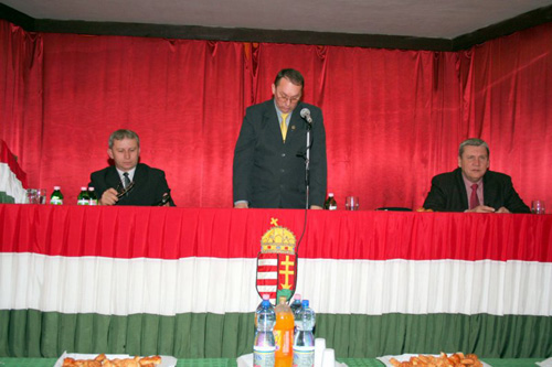 az_elnokseg_balrol_804_20070201104125_226.jpg