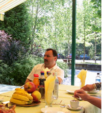 sostoi_vallalkozoi_klub6_641_20070518172454_372.jpg