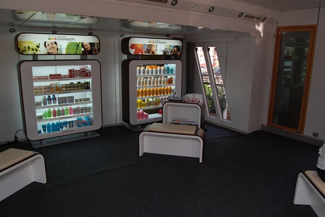 Nyíregyházán a Garnier és a Volkswagen közös roadshow-ja a Rólad szól! 2008 kampány Nyíregyháza