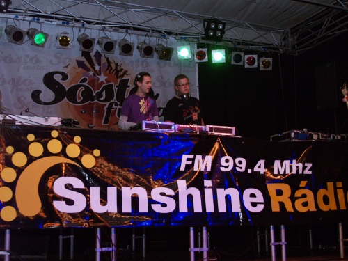 Sztár Dj-k pörgették a lemezt a Sóstó Fiestán 