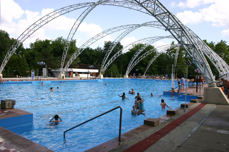 Parkfürdő a Sóstón