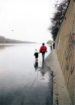 Az alsó rakpart tisza_arviz2_550_20080728185759_407.jpg