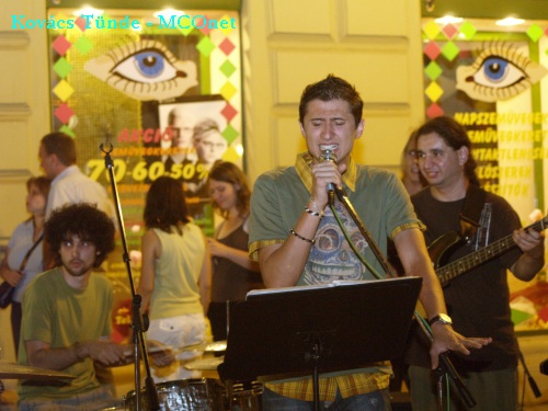 Mészáros Árpád Zsolt – MÁZS – MÁZs – mázs – Sztár – Hazai sztár – Nyíregyházi Sztár - Nyíregyháza – Szabolcs -Szatmár -Bereg - megye – Koncert – Nyíregyháza koncert – Rendezvény – Nyíregyháza rendezvény – Musical – Ének – Énekes – Dal – CD - Színész – Színészet – Operettszínház – Színház – ZEN-élünk Egyesület – Zenekar - Fellépés – Nyíregyháza fellépés – Kultúra – Nyíregyháza kultúra – 2008. augusztus 6 – Nyíregyházi Szabadtéri Színpad – Rajongók – MÁZs-körök – Művész p8010130_964_20080802183507_31.JPG