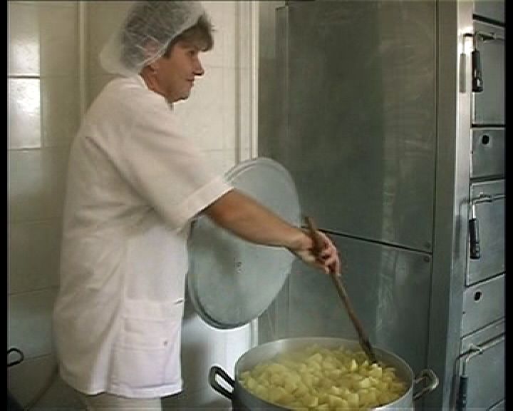 Korszerű konyha Barabáson