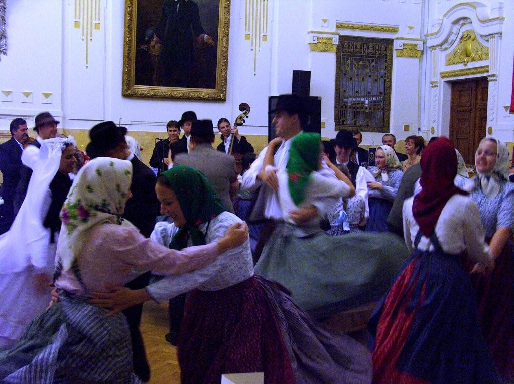 Tánc közben nyirseg_es_a_margareta_kozos_musora_989_20081006212156_410.jpg