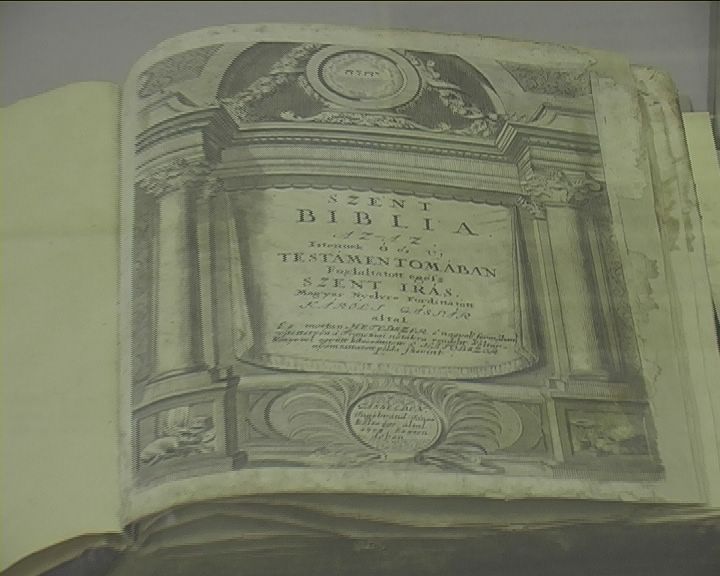 Biblia éve, Tiszántúli Református Egyházkerület, politikai gazdasági helyzet, Szentírás