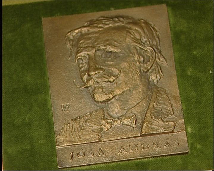 Új díjat alapított a Jósa András Oktató Kórház. Új díjat alapított a Jósa András Oktató Kórház.