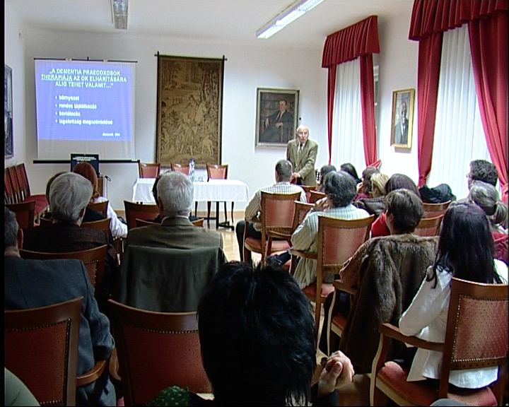 Ápolni kell a lelket is, hogy ép legyen a testünk és a környezetünk - hívják fel a figyelmet a pszichológusok és pszichiáterek. Ápolni kell a lelket is, hogy ép legyen a testünk és a környezetünk - hívják fel a figyelmet a pszichológusok és pszichiáterek.