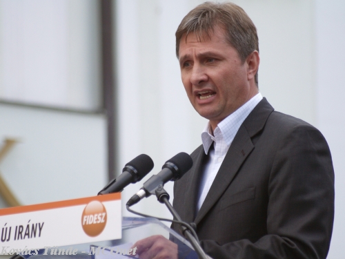 „Csak a Fidesz képes megállítani a szocialisták ámokfutását!” – véli Vinnai Győző „Csak a Fidesz képes megállítani a szocialisták ámokfutását!” – véli Vinnai Győző