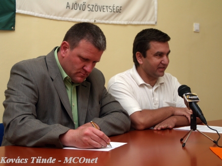 Czomba Sándor Országgyűlési képviselő és Lipők Sándor Kemecse polgármestere Czomba Sándor Országgyűlési képviselő és Lipők Sándor Kemecse polgármestere