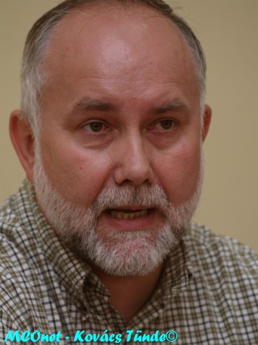 Míg a kapcsolt energiatermelés az E.ON részéről nyereséges, addig a távhőszolgáltatásnál ilyen díjakat kell alkalmazzunk. 
