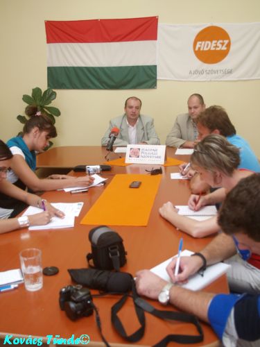 A Fidesz A Fidesz szerint felháborító Belus Tamás nyilatkozata