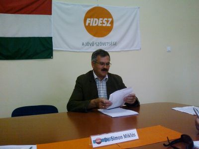 Dr. Simon Miklós országgyűlési képviselő (Fidesz) Fidesz
