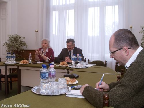 Sajtótájékoztató a Megyeházán Sajtótájékoztató