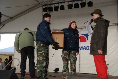 Száncsengés és Böllérverseny az Indesittel Száncsengés és Böllérverseny