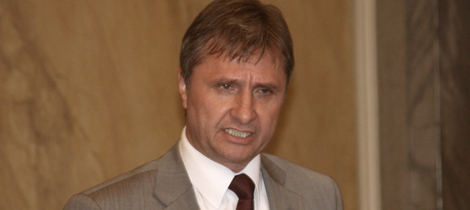 Feléljük a jövőt! &ndash; Vinnai Győző(Fidesz) Nyíregyháza 2010-es költségvetéséről