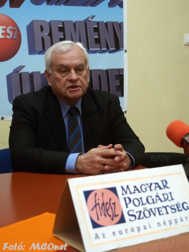 az Orbán kormány szociális és családügyi minisztere