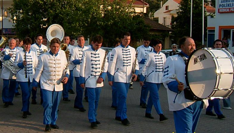 A Szabolcsi Koncert Fúvószenekar és Majorett Csoport 