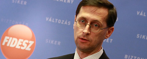 Varga Mihály a Fidesz-MPSZ alelnöke Nyíregyházán bálozott