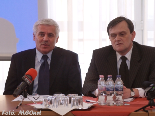 Dr. Kovács Ferenc a Szabolcs-Szatmár-Bereg Megye Turizmusáért Egyesület Elnökeés Seszták Oszkár a megyei közgyűlés elnöke