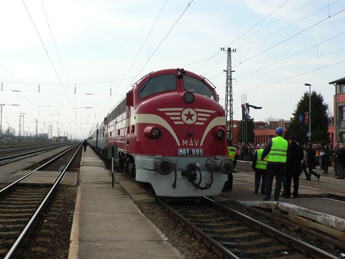 Péntek délben Záhonyba érkezett a Kárpátalja Expressz. foto: korij karpatalja_expressz_zahony_foto_korij