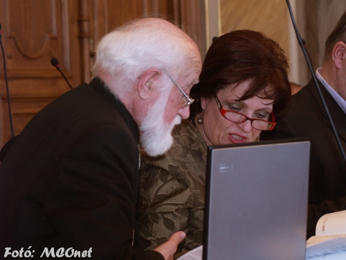 Dr. Ajtay-Horváth Magda önkormányzati képviselő (FIDESZ-KDNP) Dr. Ajtay-Horváth Magda