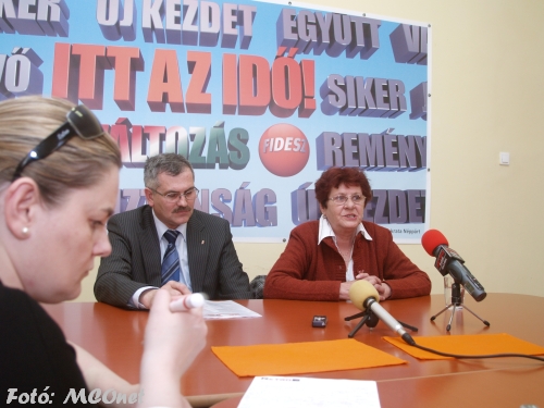 Dr. Simon Miklós országgyűlési képviselő és Wittner Mária országgyűlési képviselő, '56-os elítélt 