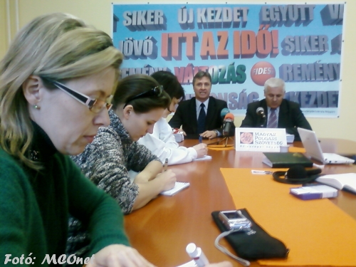 Dr. Kovács Ferenc és Dr. Vinnai Győző a Fidesz-KDNP nyíregyházi képviselőjelöltjei Dr. Kovács Ferenc és Dr. Vinnai Győző a Fidesz-KDNP nyíregyházi képviselőjelöltjei