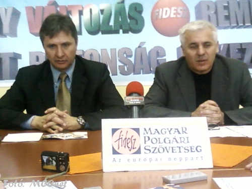 Dr.Vinnai Győző és dr.Kovács Ferenc fideszes képviselőjelöltek Fidesz