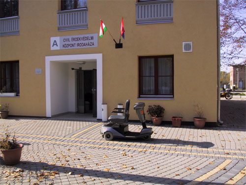  Esély Centrum A épületében