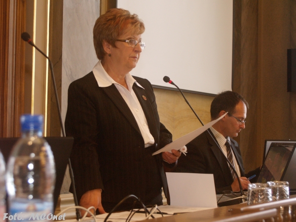 Csabai Lászlóné polgármester asszony Csabai Lászlóné polgármester asszony