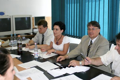 Érettségi és OKJ-s vizsgák a záhonyi középiskolában. erettsegi_zahony_145_20100617122915_255.jpg