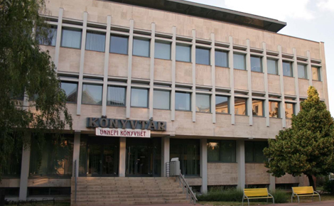 A nyíregyházi Móricz Zsigmond Megyei és Városi Könyvtár nyári nyitvatartása