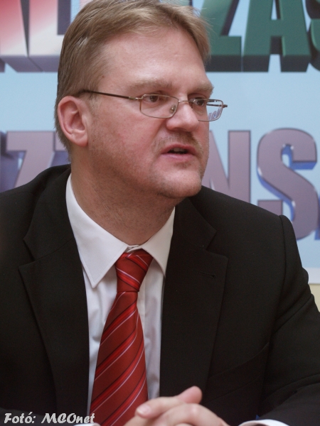 Dr. Répássy Róber