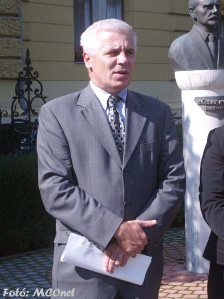 Kovács