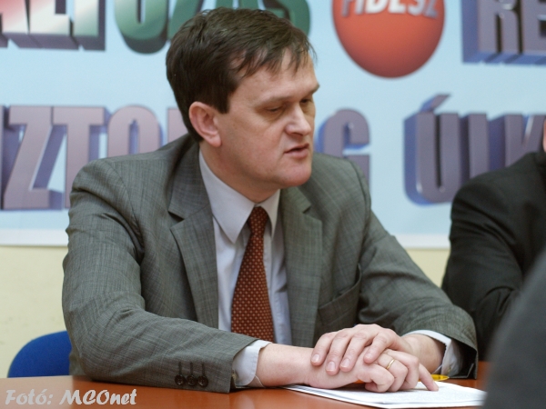 Seszták Oszkár országgyűlési képviselő, a számvevőszéki és költségvetési bizottság tagja,