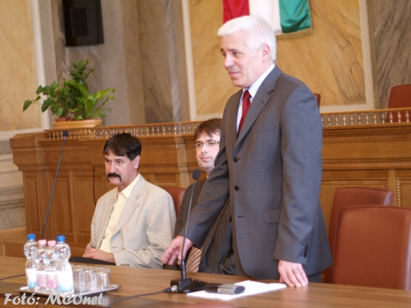 Dr. Kovács Ferenc 