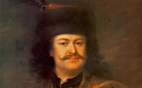 Rákóczi-emlékművet leplezett le Kövér László Vaján
