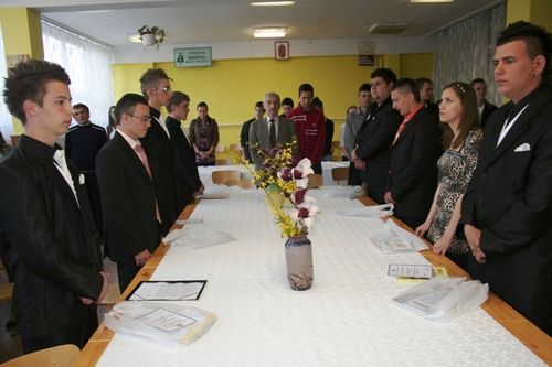vegzosok_bucsuztatasa_zahony_504_20110422102113_70.JPG