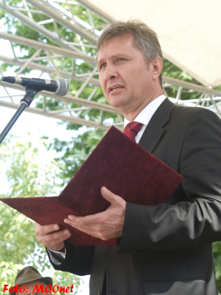 Dr. Vinnai Győző