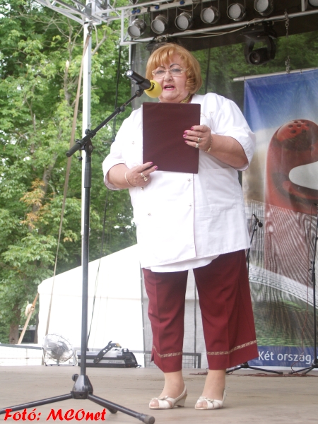 Dr. Kovács Mihályné,