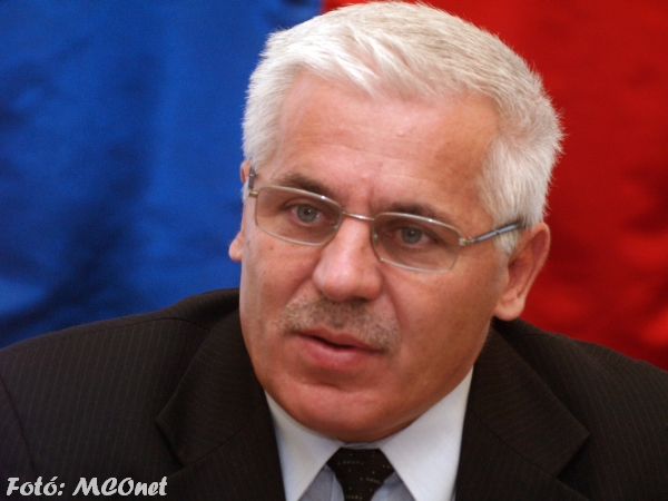 Dr. Kovács Ferenc Nyíregyháza MJV polgármestere Dr. Kovács Ferenc