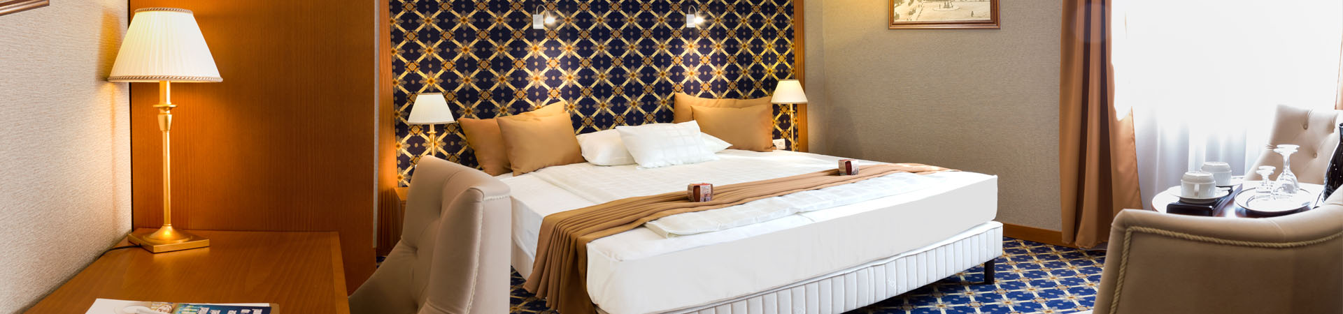  nyíregyházi Centrál Hotelt