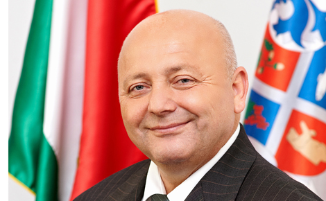 Az állami rezsicsökkentésről beszélt Kozma Péter kormánymegbízott