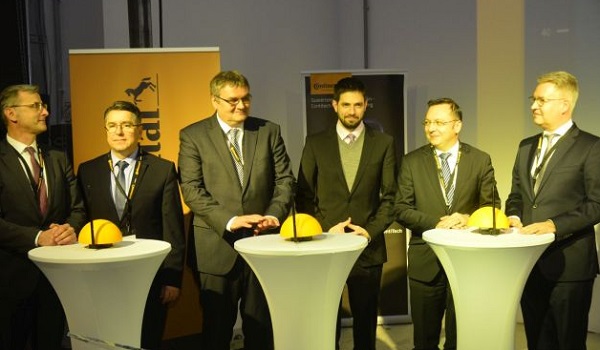 A Continental c&eacute;g tov&aacute;bb bőv&iacute;t Ny&iacute;regyh&aacute;z&aacute;n