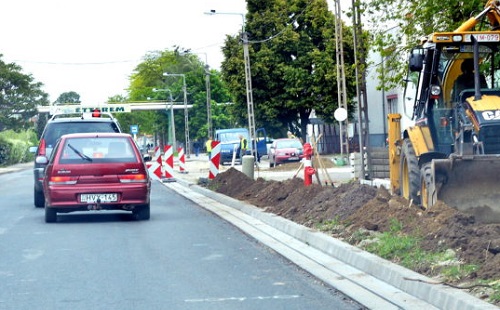 Nem lehet majd megállni a Derkovits utcán?