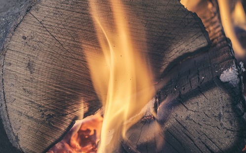 Több mint 200 önkormányzat igényelhet tüzifát