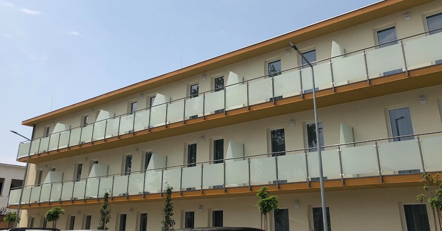 Kétszáz főnek helyet adó dolgozói apartmant adtak át Nyíregyházán