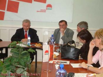 Gazda László sajtótájékoztatója